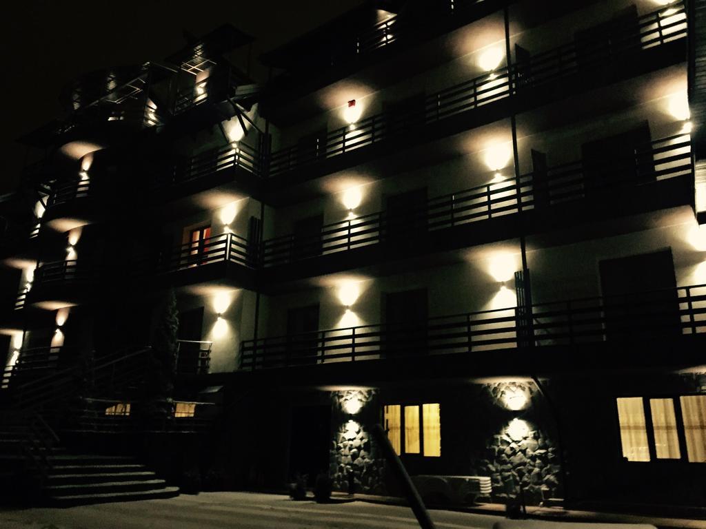 Royal Boutique Hotel Poiana Brasov Exterior foto